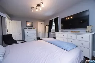 17 Carnation St, Bergenfield, NJ 07621 - Photo 36