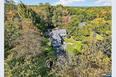 210 Carmal Court, Wyckoff Township, NJ 07481 - Photo 46
