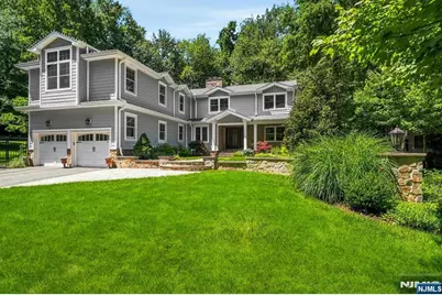 210 Carmal Court, Wyckoff Township, NJ 07481 - Photo 2