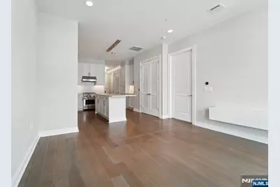 3 Somerset Lane 505 #505, Edgewater, NJ 07020 - Photo 6