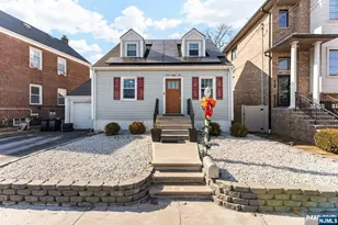 789 Harvard Pl, Cliffside Park, NJ 07010 - Photo 2