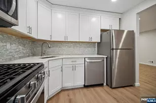 1415 York St, Mahwah, NJ 07430 - Photo 8