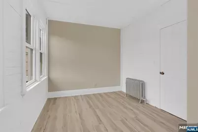 252 River Drive 3 #3, Garfield, NJ 07026 - Photo 12