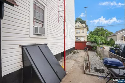 252 River Drive 3 #3, Garfield, NJ 07026 - Photo 16