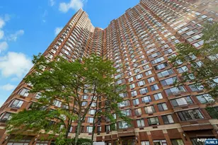 100 Old Palisade Road Pl 10, Fort Lee, NJ 07024 - Photo 1