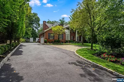 294 Oakwood Road, Englewood, NJ 07631 - Photo 2