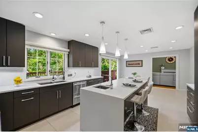320 William Way, Wyckoff Township, NJ 07481 - Photo 8