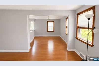 212 E Clinton Avenue 2 #2, Bergenfield, NJ 07621 - Photo 8