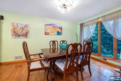 39-03 Garvey Place, Fair Lawn, NJ 07410 - Photo 10