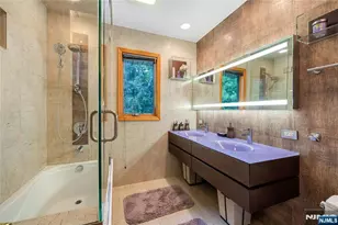 39-03 Garvey Pl, Fair Lawn, NJ 07410 - Photo 18