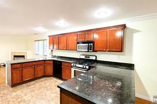 461 Bb Lawn Ave B, Palisades Park, NJ 07650 - Photo 4