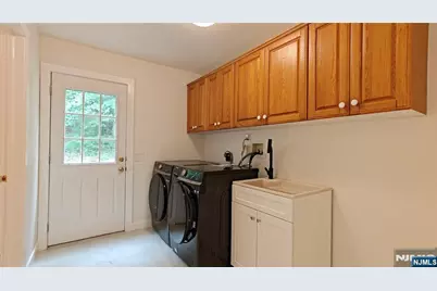281 Kinnelon Road, Kinnelon, NJ 07405 - Photo 20