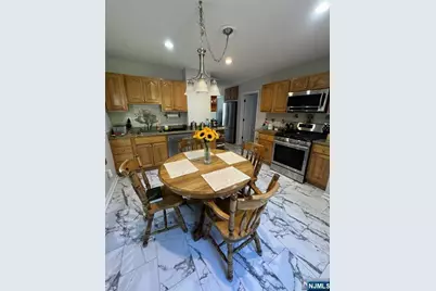 45 Hill Street, Midland Park, NJ 07432 - Photo 14