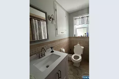 45 Hill Street, Midland Park, NJ 07432 - Photo 18