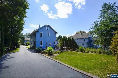 45 Hill Street, Midland Park, NJ 07432 - Photo 4
