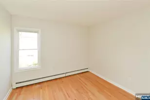 45 Hill St, Midland Park, NJ 07432 - Photo 12