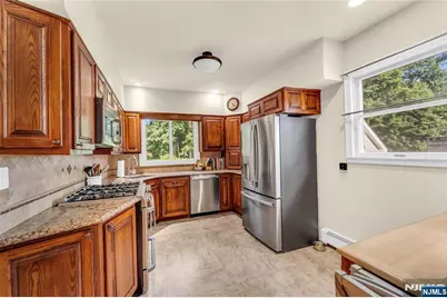 37 Kensington Avenue, Norwood, NJ 07648 - Photo 8