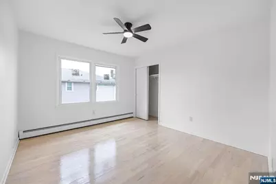 102 Gall Court, Elmwood Park, NJ 07407 - Photo 12
