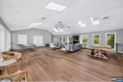 516 Windsor Drive, Palisades Park, NJ 07650 - Photo 20