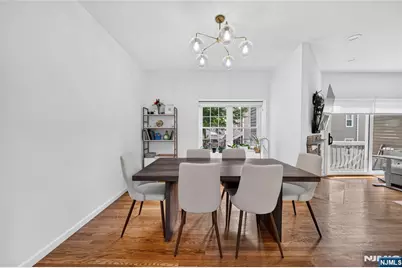 516 Windsor Drive, Palisades Park, NJ 07650 - Photo 6