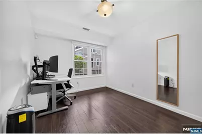 516 Windsor Drive, Palisades Park, NJ 07650 - Photo 16