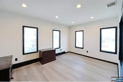 0-99 Plaza Road 2 #2, Fair Lawn, NJ 07410 - Photo 6
