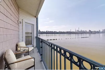 217 The Promenade, Edgewater, NJ 07020 - Photo 6