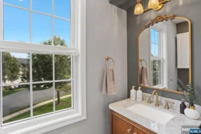 400 Manchester Drive 4071 #4071, Nutley, NJ 07110 - Photo 10