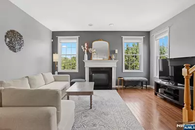 400 Manchester Drive 4071 #4071, Nutley, NJ 07110 - Photo 2