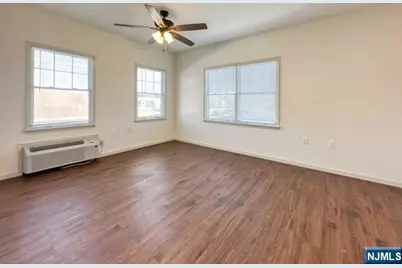 103 Johnson Avenue 201 #201, Hackensack, NJ 07601 - Photo 6