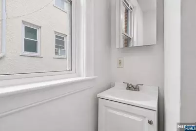 411 S 15th Street, Newark, NJ 07103 - Photo 10