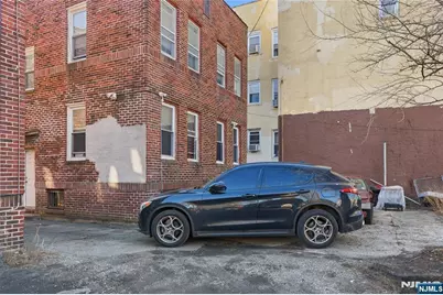 411 S 15th Street, Newark, NJ 07103 - Photo 24