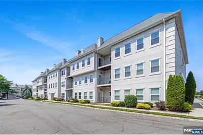 1018 Brittany Drive 1018 #1018, Wayne, NJ 07470 - Photo 20