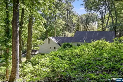 2 Nydam Lane, Franklin Lakes, NJ 07417 - Photo 18