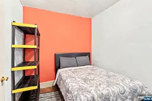 102 Claremont Ave, Jersey City, NJ 07305 - Photo 24