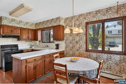 484 Godwin Avenue, Midland Park, NJ 07432 - Photo 12