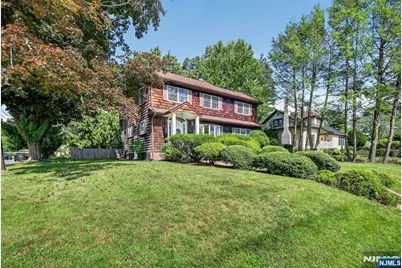 484 Godwin Avenue, Midland Park, NJ 07432 - Photo 2