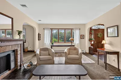 484 Godwin Avenue, Midland Park, NJ 07432 - Photo 8