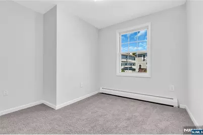 81 Crane Street, Newark, NJ 07104 - Photo 22