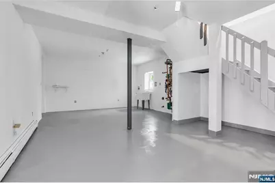 81 Crane Street, Newark, NJ 07104 - Photo 24