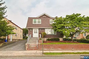 709 Kingsland Ave, Ridgefield, NJ 07657 - Photo 1