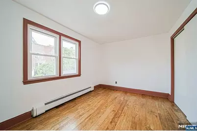 709 Kingsland Avenue, Ridgefield, NJ 07657 - Photo 28