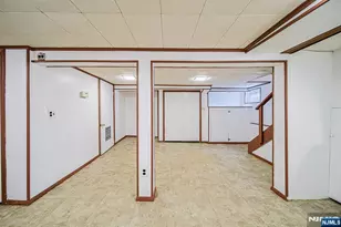709 Kingsland Ave, Ridgefield, NJ 07657 - Photo 34