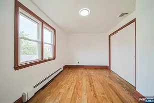 709 Kingsland Ave, Ridgefield, NJ 07657 - Photo 24
