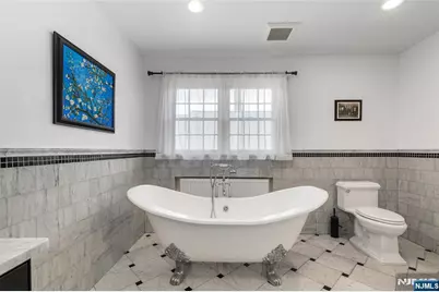 16 Madison Avenue, Hasbrouck Heights, NJ 07604 - Photo 20