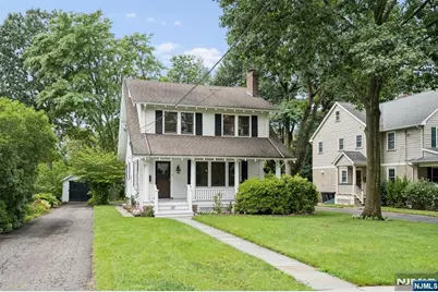 30 Rodney Street, Glen Rock, NJ 07452 - Photo 2