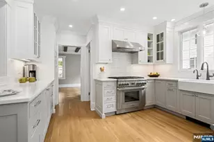 30 Rodney St, Glen Rock, NJ 07452 - Photo 14