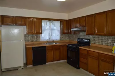 153 Berger Street, Wood Ridge, NJ 07075 - Photo 4