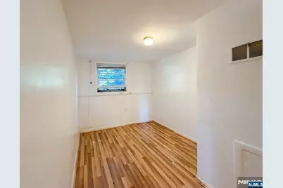 29 Devonshire Terrace, West Orange Township, NJ 07052 - Photo 18