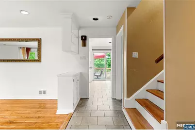 29 Devonshire Terrace, West Orange Township, NJ 07052 - Photo 4